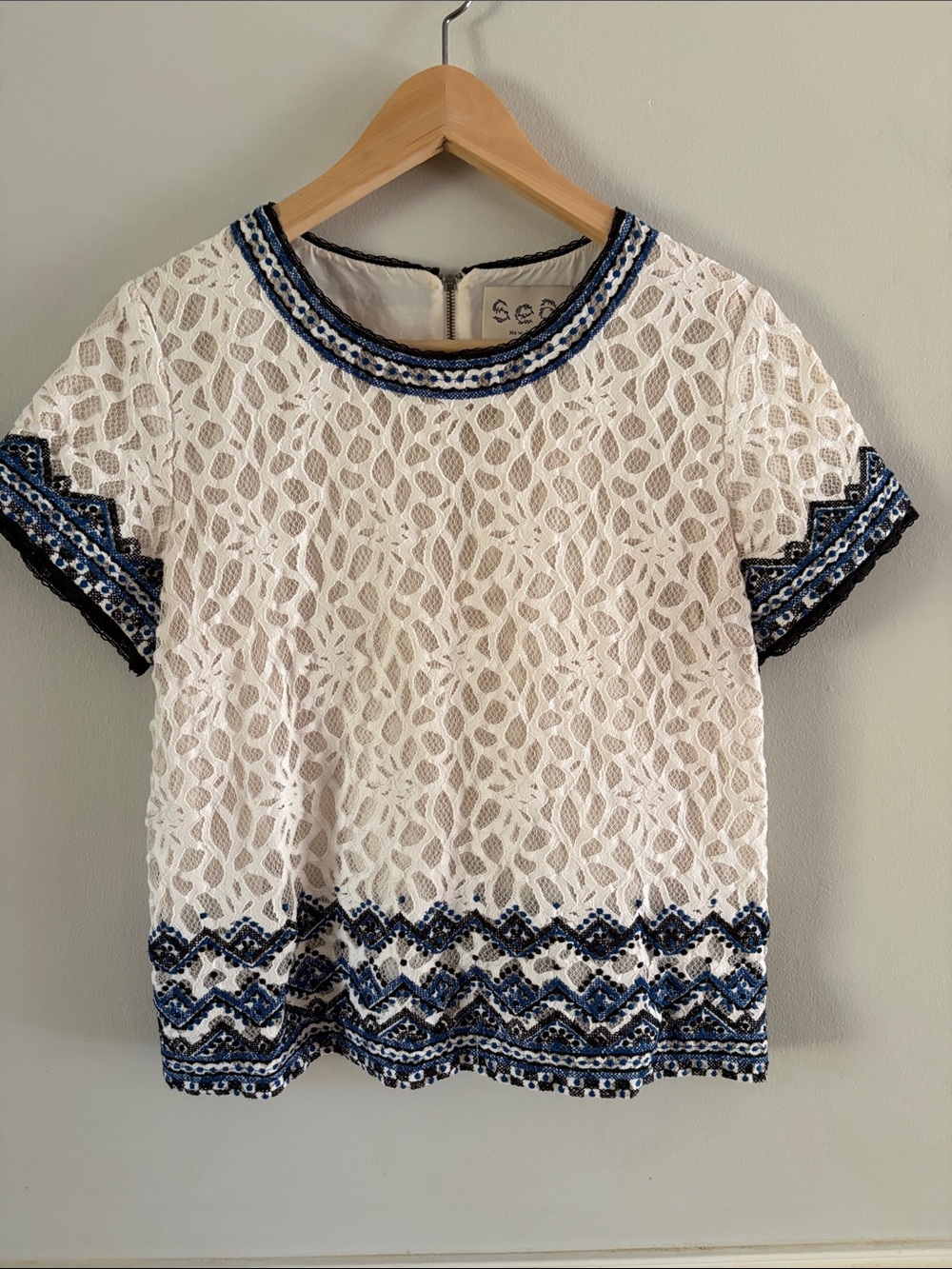 Sea New York White Lace Short-Sleeve Top with Navy Trim